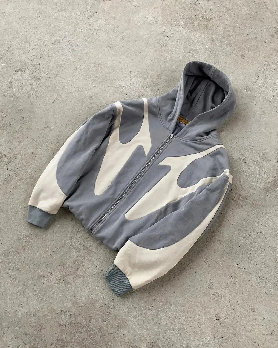 Phantom Hoodie™ | Premium Comfort for a Striking Look